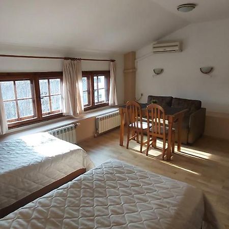 Citadel Guest House Варна Экстерьер фото